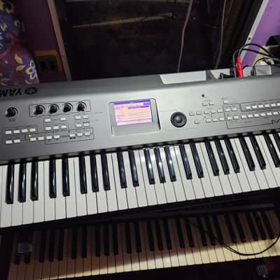 Yamaha MM6 Synthesizer