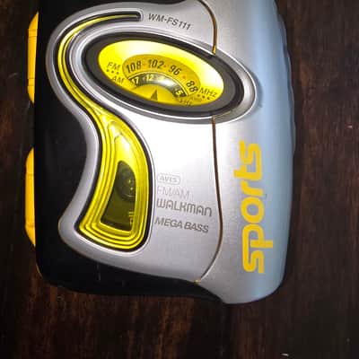 Sony WM-FS111 AM FM cassette walkman 2000s - Yellow gray image 1