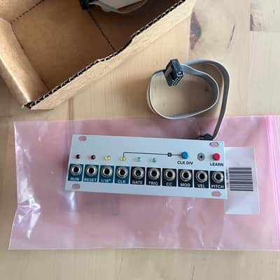Intellijel uMIDI 1U MIDI Interface Eurorack Synth Module 2016 - 2019 - White image 1
