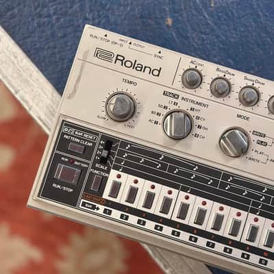 1982 Roland TR-606 Drumatix Drum Machine image 2