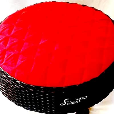 Sweet Thrones drum throne seat cover Sweet Thrones 2021 Premium Red / Black Quilted image 3