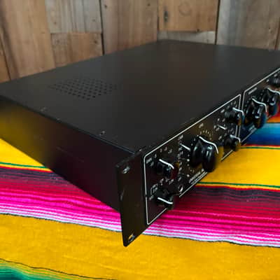 Universal Audio LA-610 MkII Tube Channel Strip 2008 - Present - Black image 4