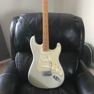 Fender Stratocaster 60th Anniversary  2006 - Blizzard Pearl with Upgrades image 1