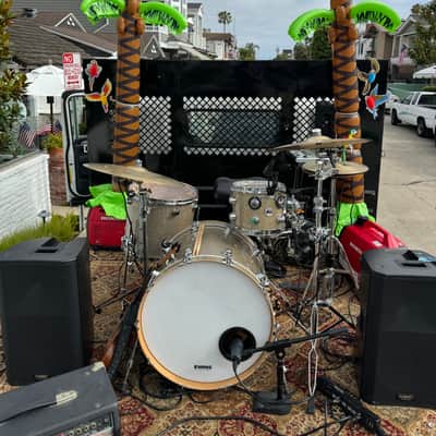 DW Collector's Series Drum Set 10/12/16/22 image 3