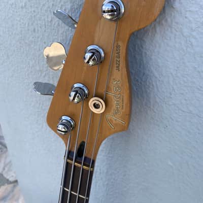 Fender Jazz Bass Deluxe 2005 - Black image 4