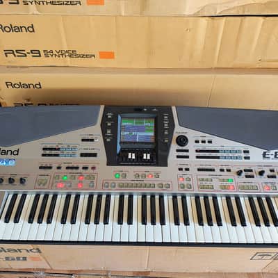 Roland E80 image 1