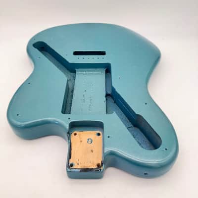 Fernandes Native Body Relic Metallic Blue BB6275 image 4