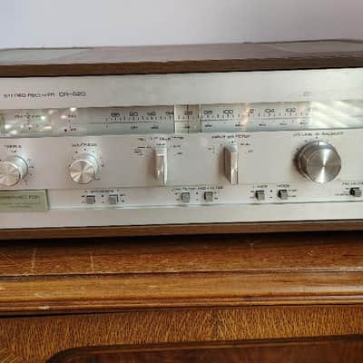 Yamaha CR-620 stereo receiver in excellent condition re-built - 1970's image 1