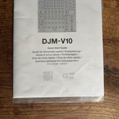 Pioneer DJM-V10 - Excellent condition, boxed image 7