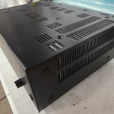 TOA Electronics P-924MK2 UL 240 Watt Single Channel Power Amplifier image 3