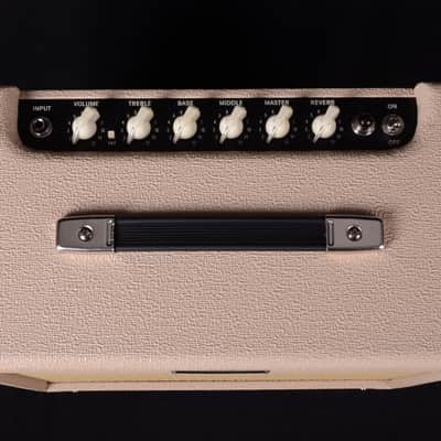 Fender Blues Junior IV LTD - Blonde image 4