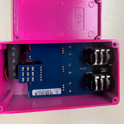 KHDK Electronics Flamingo Beach PINK Overdrive MINT image 3