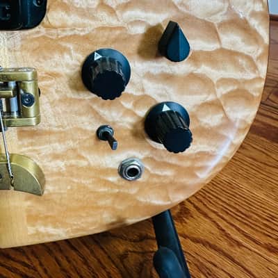 Alembic Spoiler SMB 5-String Bass 1989 - 5A Quilted Maple Top image 6