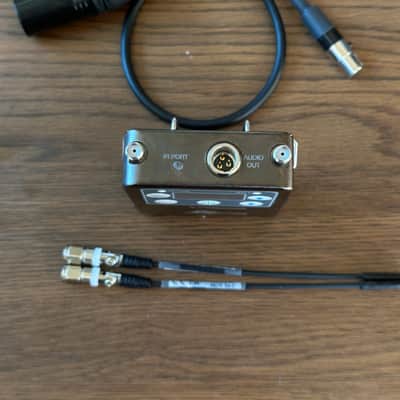 Lectrosonics L Series LR Camera-Mount Wireless Receiver (A1: 470-537 MHz) image 3