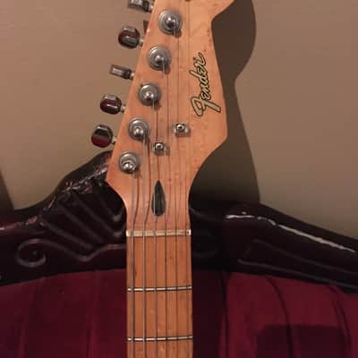 Fender Special Edition Lite Ash Stratocaster 2004 - 2008 - Black image 2