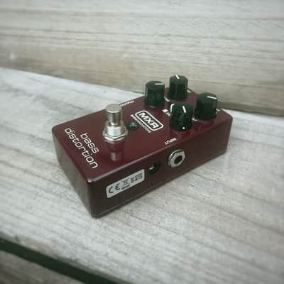 MXR M85 Bass Distortion image 2