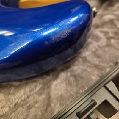 Fender American Ultra II Stratocaster HSS Noble Blue image 11