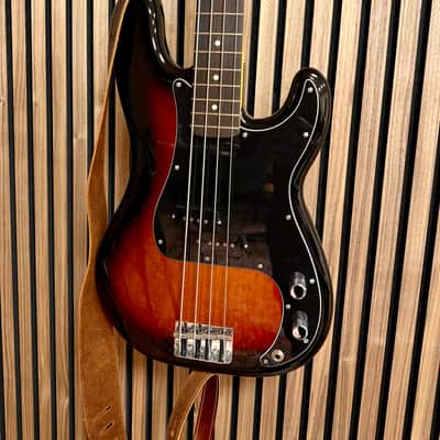 Fender Player II Precision Bass 2025 NEW + extras image 2