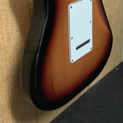 Vintage Modified 70s Squier Strat by Fender image 8