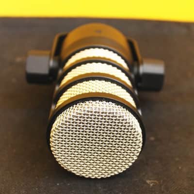RODE PodMic Cardioid Dynamic Podcasting Microphone image 4