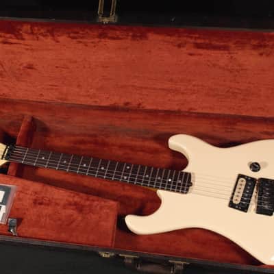 1983 KRAMER Custom Order Baretta - White - USED image 2