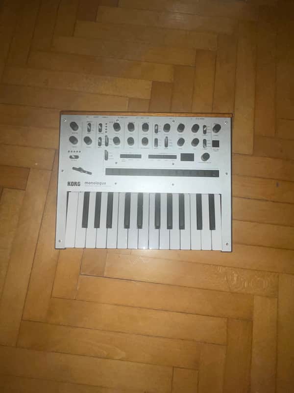 Korg Monologue Monophonic Analog Synthesizer 2016 - Present - Silver image 1