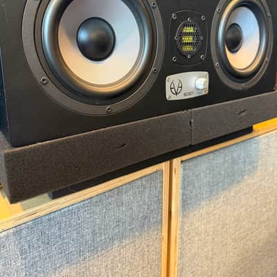 Eve Audio SC307 7" 3-Way Active Studio Monitor - Single image 8