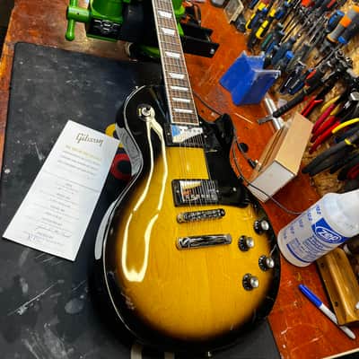 Gibson Les Paul Studio 2018 - Vintage Sunburst image 1
