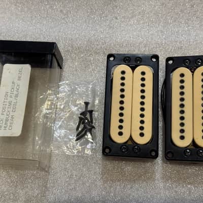 Vintage Carvin M22N and M22T pickups - Crème and Black image 2