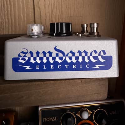 Sundance Electrics Civil War muff with mid boost image 3