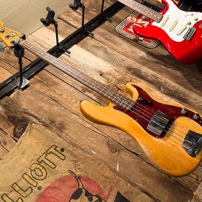 Fender Precision Bass 1968 - stripped finish image 11