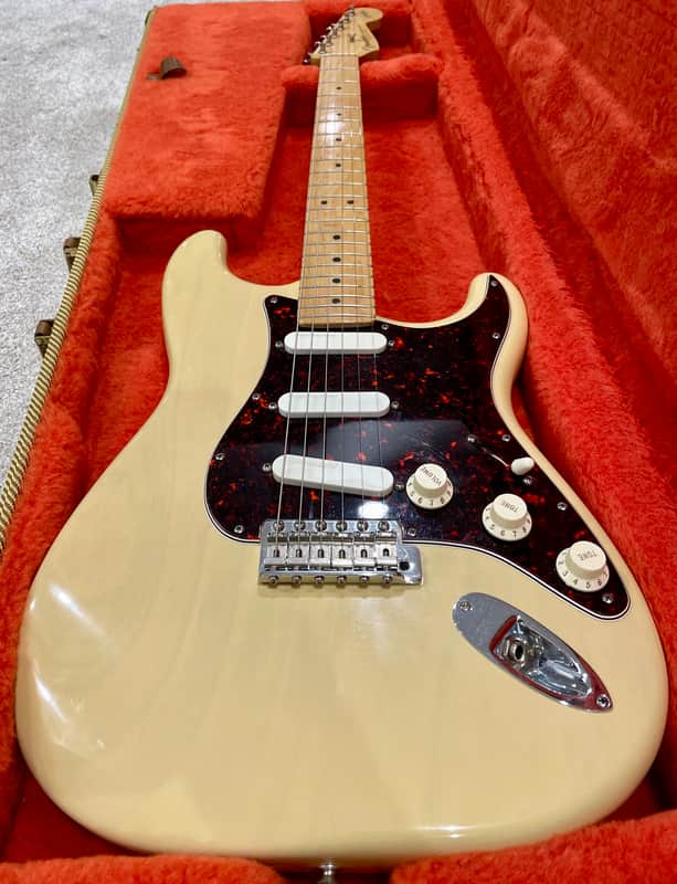 Fender Buddy Guy Signature Lace Sensor Equipped Stratocaster - Early 1997 Honey Blonde