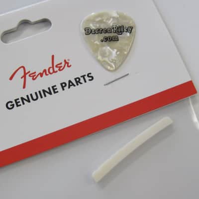 Fender Pre-slotted Bone Nut 9.5″ Radius Electric Guitar USA 0994403000