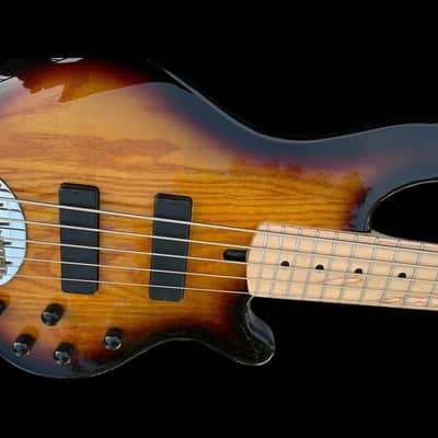 Lakland Skyline 55-01 - Sunburst image 4