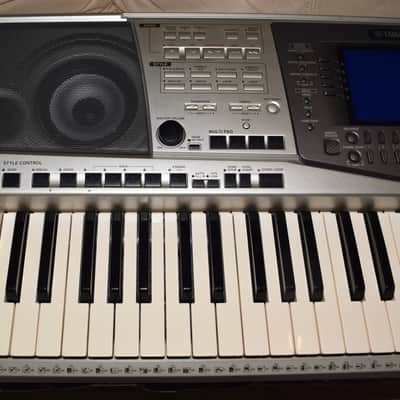 Yamaha PSR-2000 Keyboard Workstation image 2