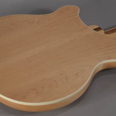 2004 Rickenbacker 360/12 Mapleglo image 13