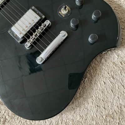 Samick Black Electric Guitar, Basswood Body, Maple Neck, 22 Frets Rosewood Fingerboard image 9
