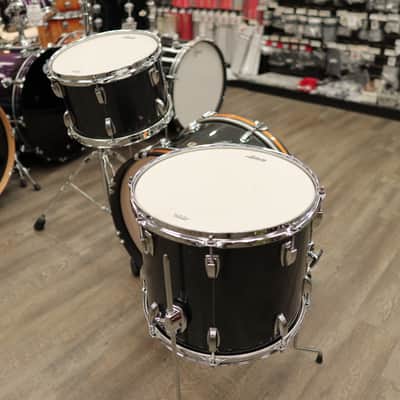 Pre-Owned Ludwig Classic Maple "El Camino" 3-Piece Shell Pack 12/14/20 (Black Sparkle With Gold Sparkle Accents) image 3