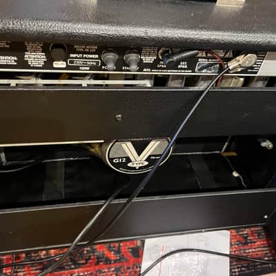 Fender '68 Custom Deluxe Reverb 2-Channel 22-Watt 1x12" Guitar Combo 2013 - Present - Black image 2