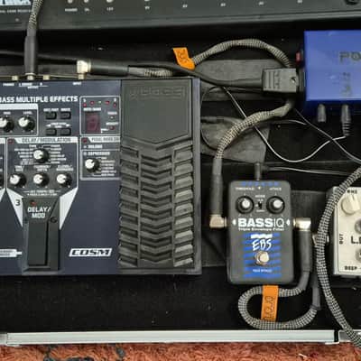 Boss ME-50B + divers effets et pédales image 1
