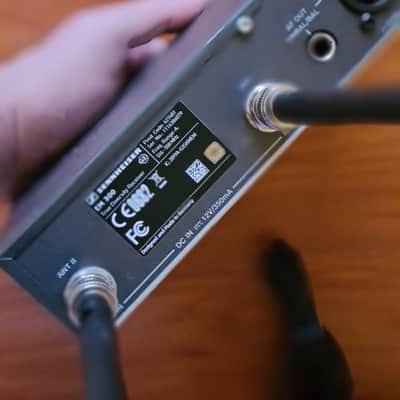 Sennheiser Sennheiser EM100 G3 True Diversity Receiver – 516–558 MHz – Professional Audio image 11