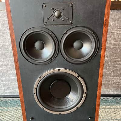 Polk Audio Monitor 10A Speakers w/ stands image 18