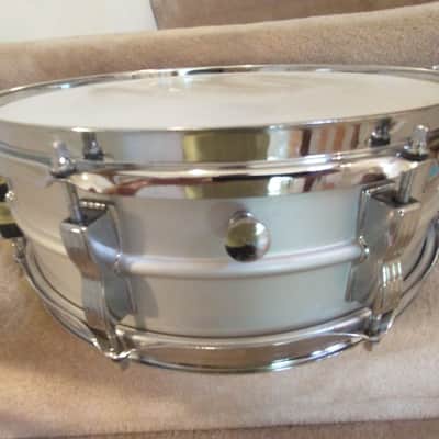 Ludwig Vintage Acrolite aluminum snare drum pointed corner badge mid-70s very clean! image 13
