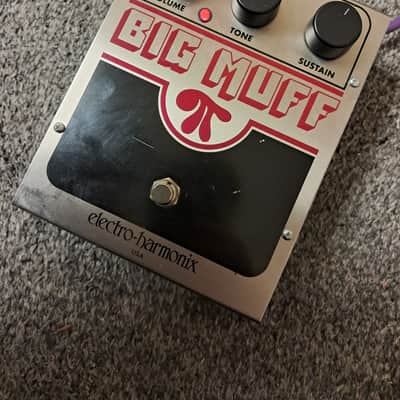 Electro-Harmonix Big Muff Pi 2000 - Present - Silver / Black / Red image 2