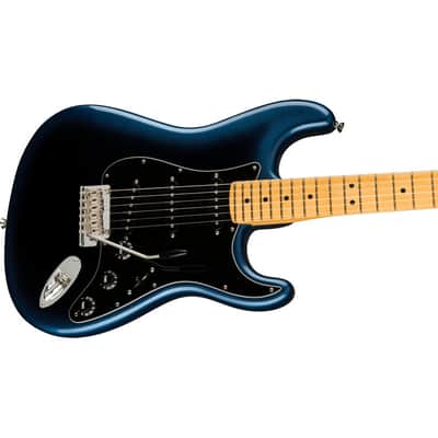 Fender American Professional II Stratocaster with Maple Fretboard 2020 - Present - Dark Night image 3