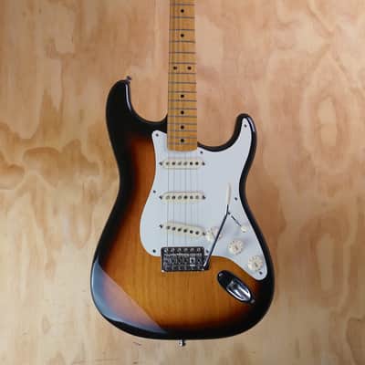 Fender Classic Series '50s Stratocaster in 2-Tone Sunburst | Hard Case (Used) image 3