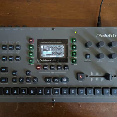 Elektron Octatrack MkII 8-Track Sampler w/ Vintage Drum Machine Samples image 2