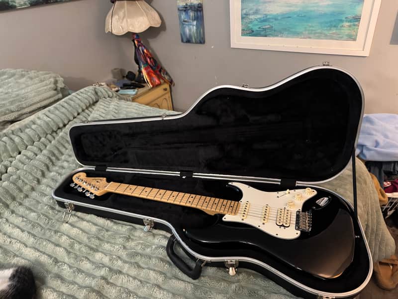 Fender American Standard Stratocaster HSS with Maple Fretboard 2008 - 2015 Black image 1