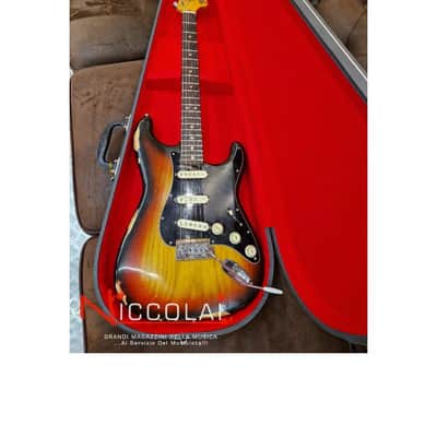 Fender Stratocaster 3-Color Sunburst 1975 Ex Demo image 6