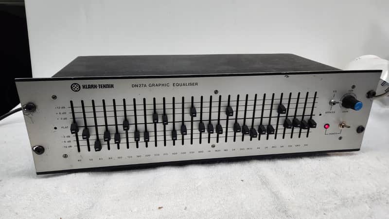 Klark-Teknik Vintage DN27A Mono 1/3 Octave Graphic Equalizer with Belclere transformer (one unit) image 1